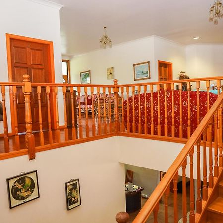 Lynn'S Getaway Hotel Απία Εξωτερικό φωτογραφία
