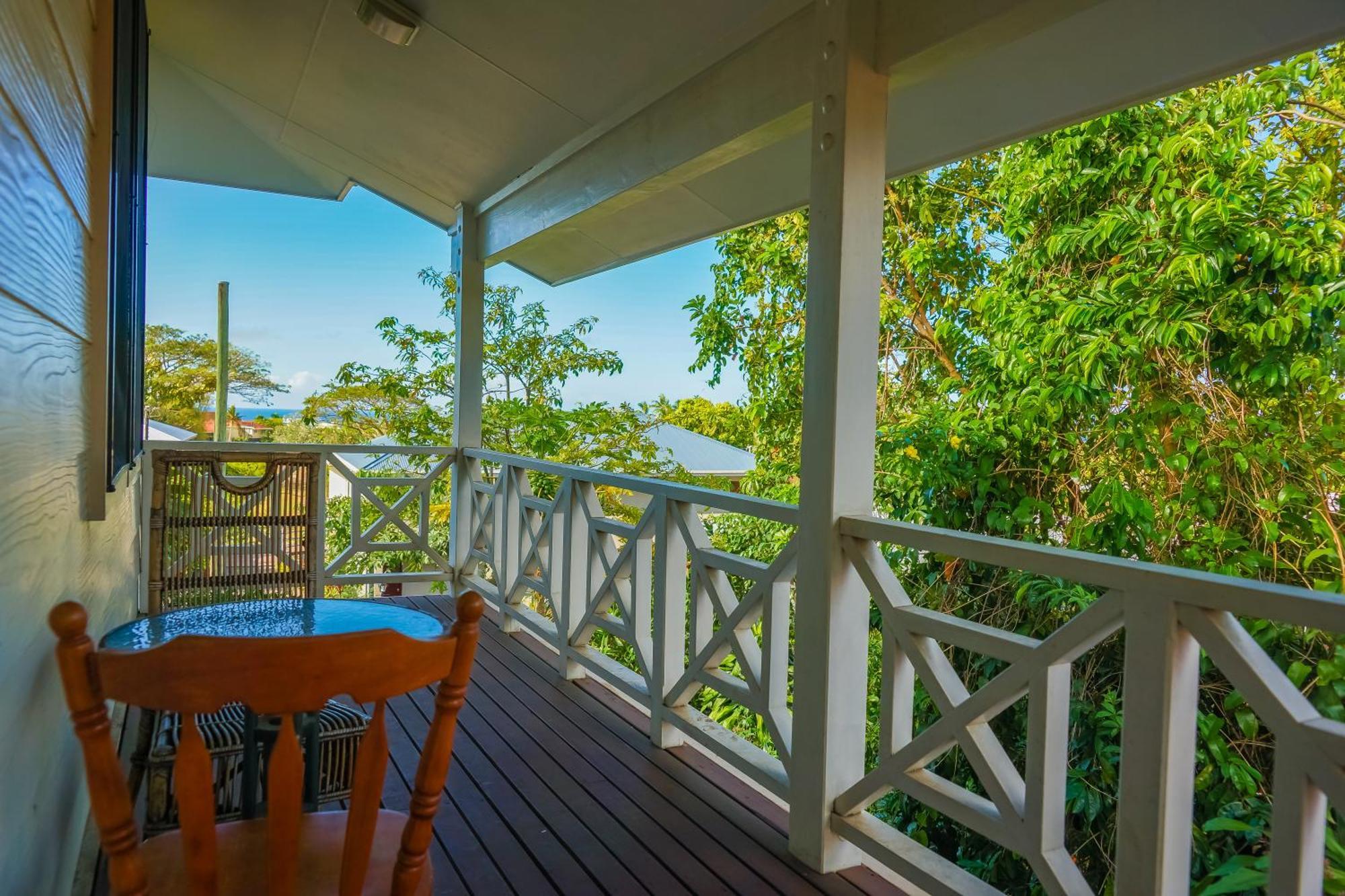 Lynn'S Getaway Hotel Απία Εξωτερικό φωτογραφία