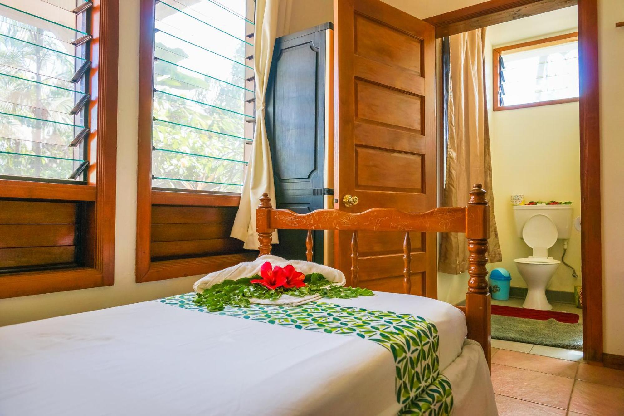 Lynn'S Getaway Hotel Απία Εξωτερικό φωτογραφία
