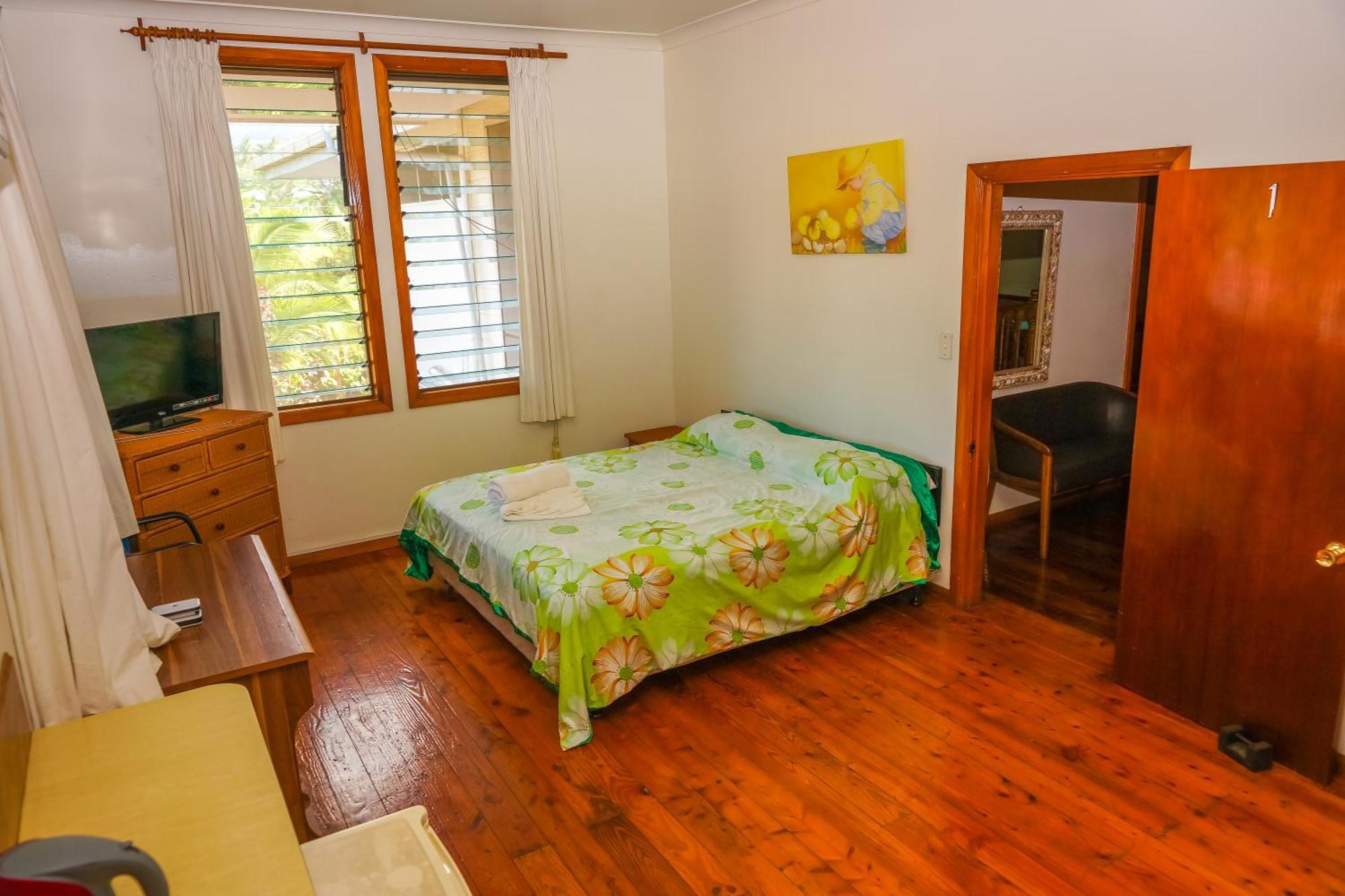 Lynn'S Getaway Hotel Απία Εξωτερικό φωτογραφία