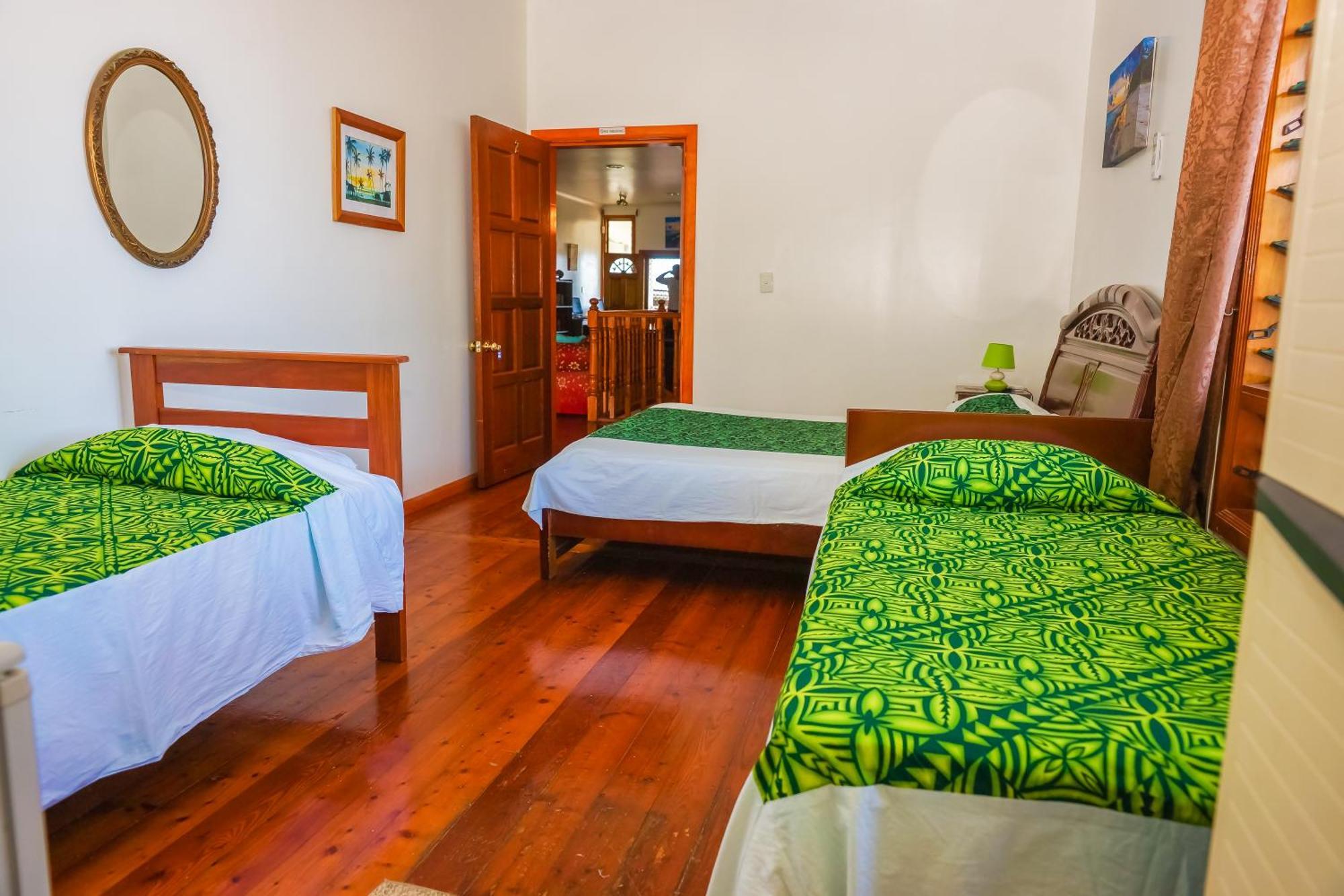 Lynn'S Getaway Hotel Απία Εξωτερικό φωτογραφία
