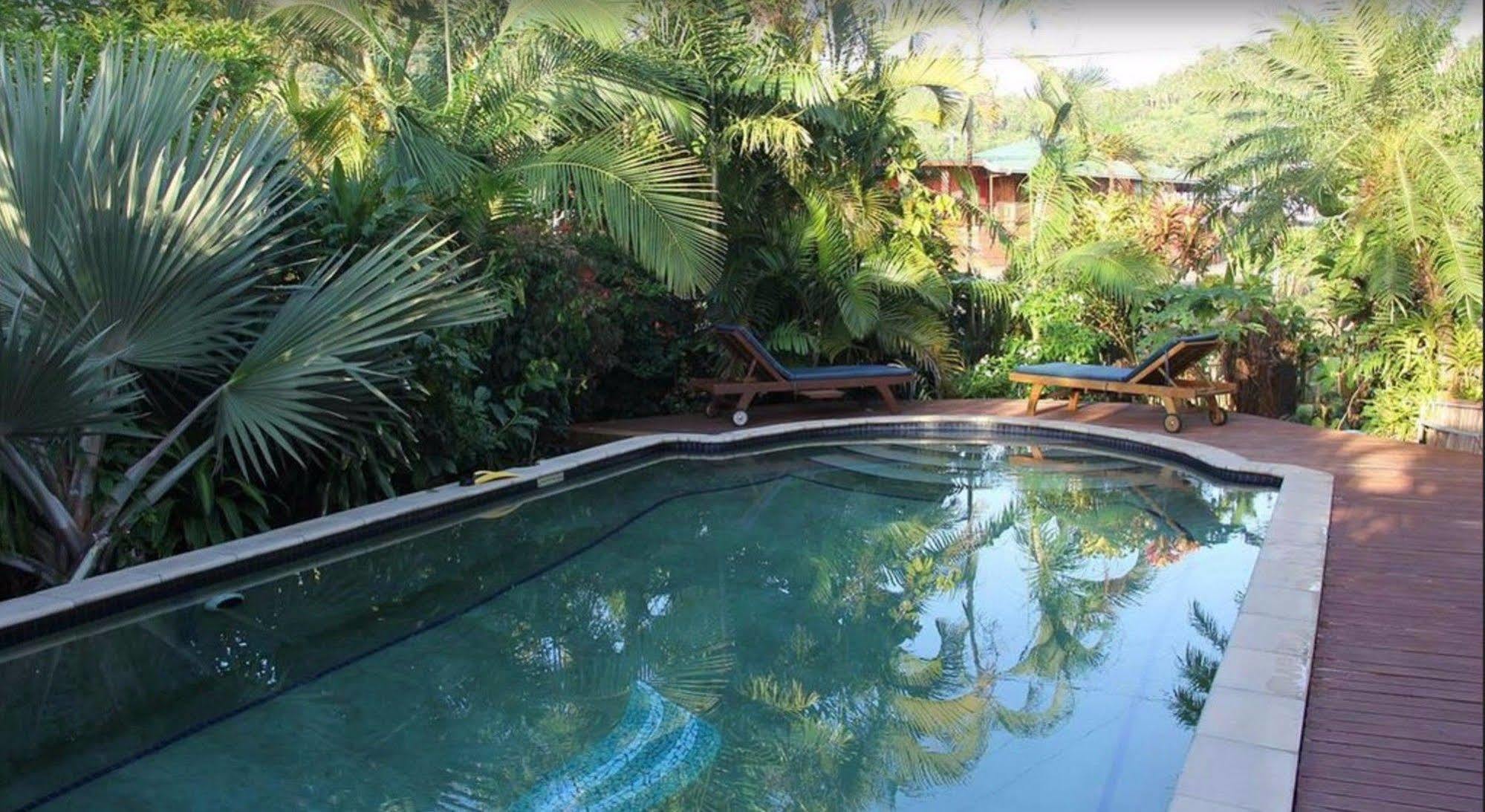 Lynn'S Getaway Hotel Απία Εξωτερικό φωτογραφία